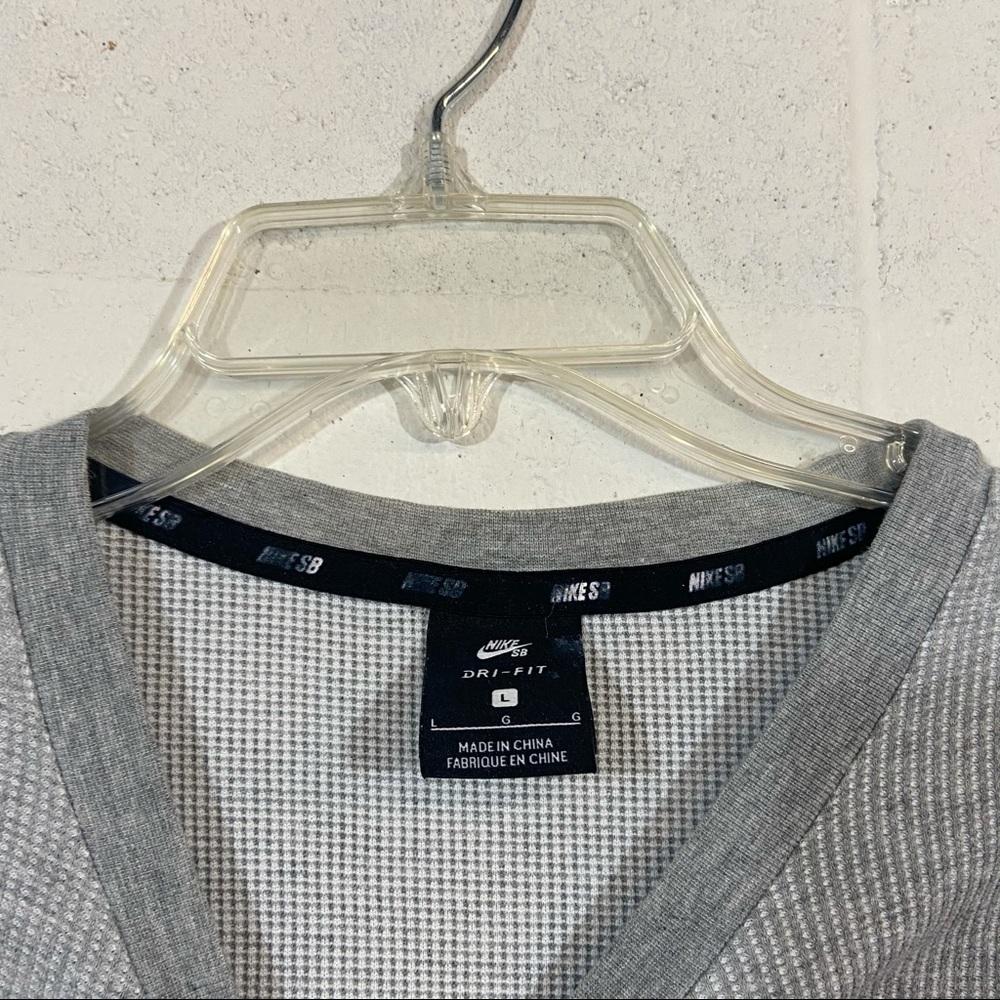 ❗️Nike Thermal Long Sleeve - Picture 6 of 9